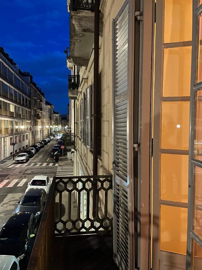 טורינו La Casa Di Ringhiera - Silenzioso Appartamento Di Charme Con Balcone Nel Quadrilatero Romano מראה חיצוני תמונה